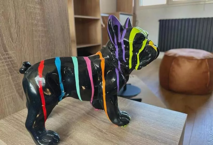 Aamiaismajoitus (B&B) Maison Du Bonheur