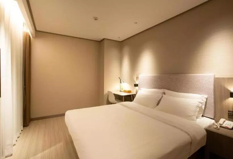 Hanting Hotel Ningbo Zhenhaizhuang Vanke Plaza