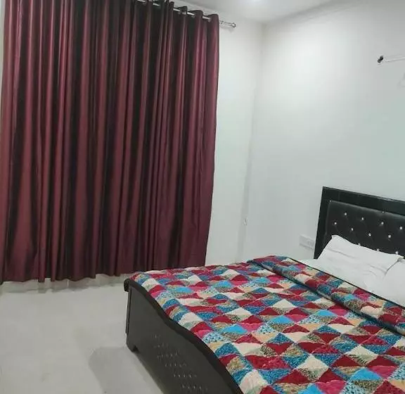 Hotelli Sarthak Villa & Restaurant