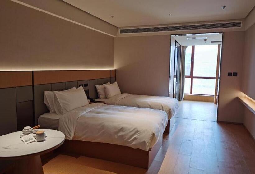 Ji Hotel Jinzhou Red Star Macalline