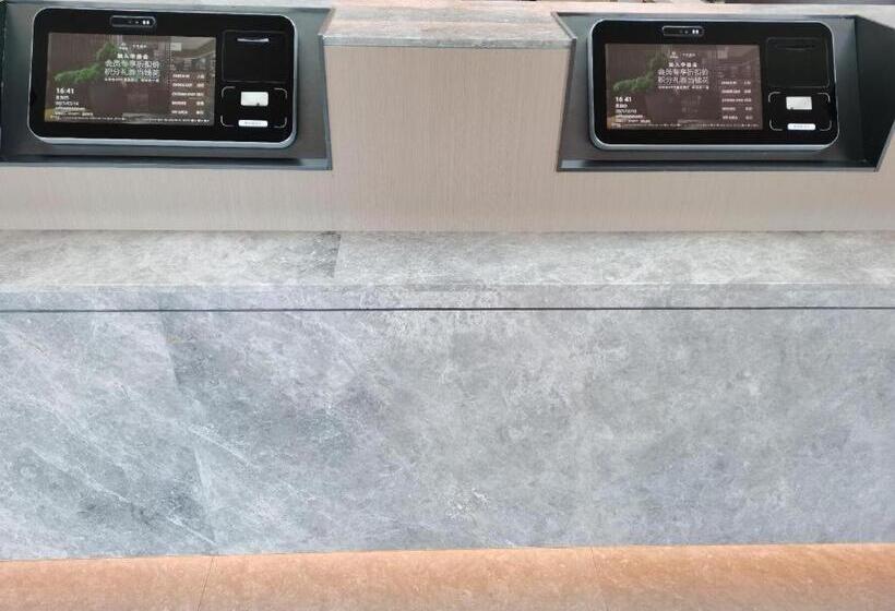 Ji Hotel Jinzhou Red Star Macalline