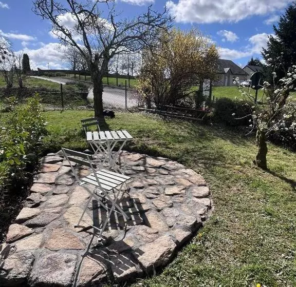 Aamiaismajoitus (B&B) Le Cantou