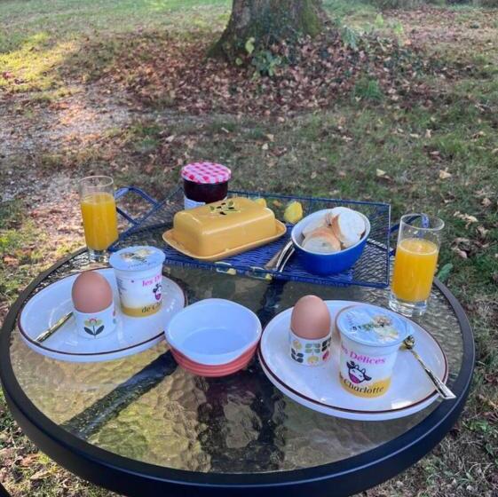 ベッドアンドブレックファースト Le Cantou