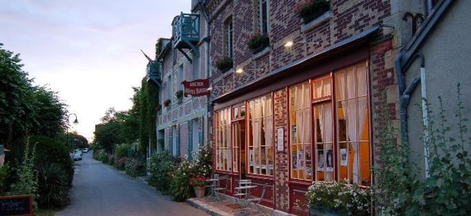 بنسيون La Petite Maison De Giverny Chambres De Charme Gîte 5 étoiles Au Cœur Du Village