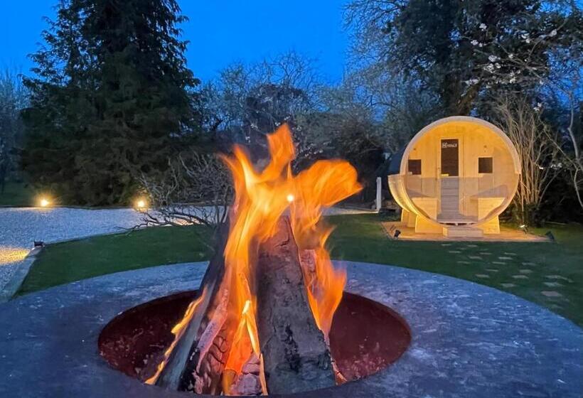 بنسيون La Petite Maison De Giverny Chambres De Charme Gîte 5 étoiles Au Cœur Du Village