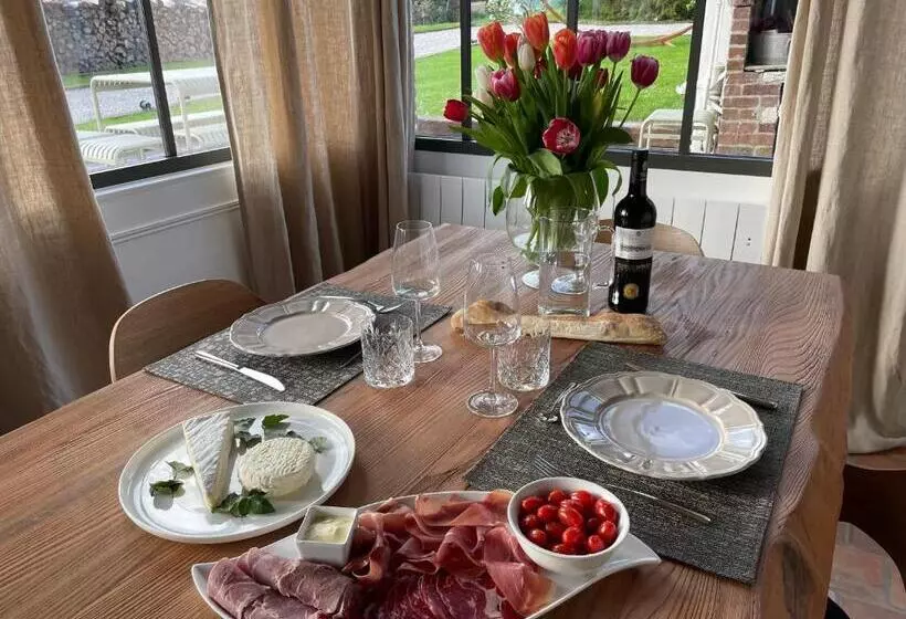 ペンション La Petite Maison De Giverny Chambres De Charme Gîte 5 étoiles Au Cœur Du Village