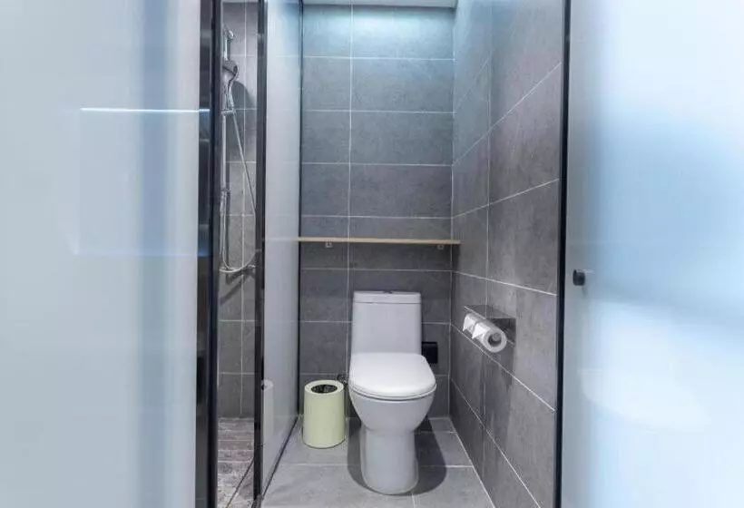 Starway Hotel Lanzhou West Passenger Station North Square