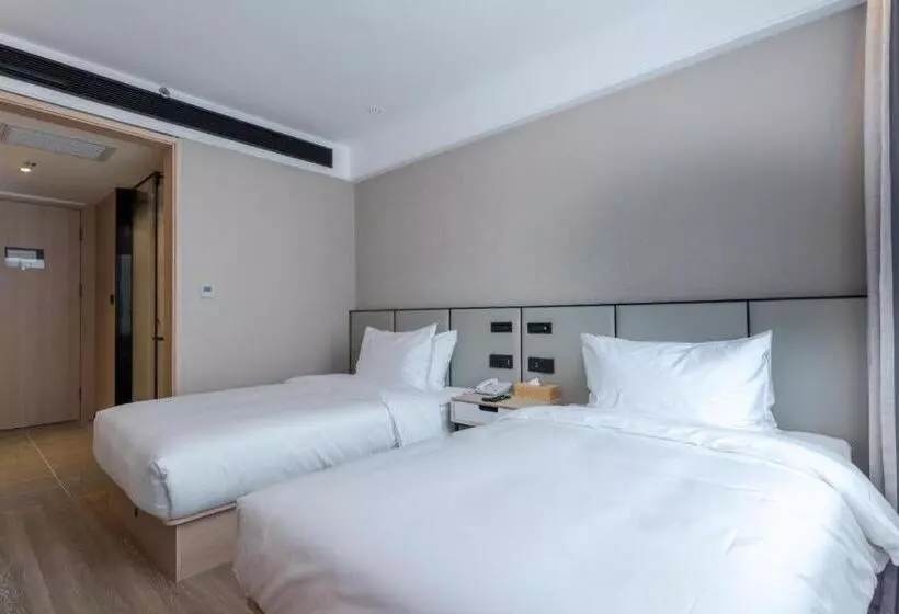 Starway Hotel Lanzhou West Passenger Station North Square