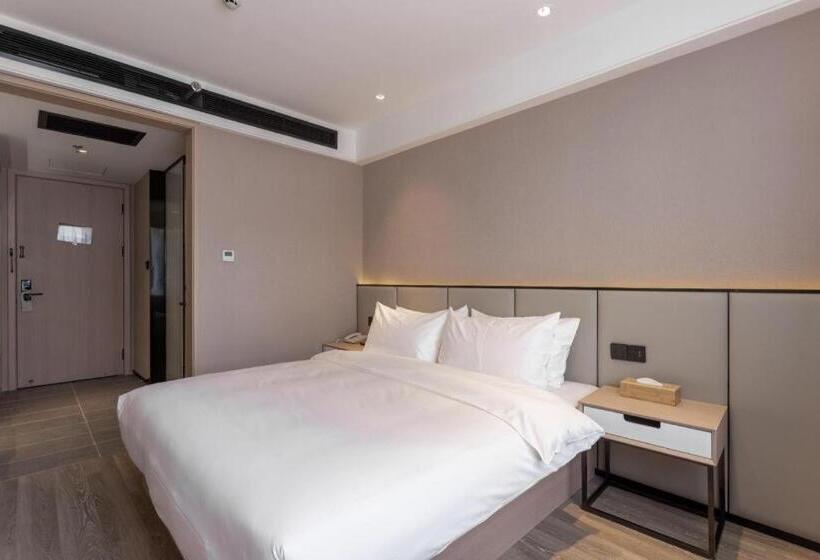 Starway Hotel Lanzhou West Passenger Station North Square