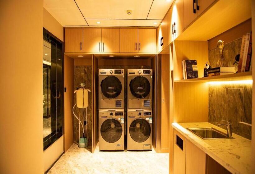 Starway Hotel Lanzhou West Passenger Station North Square