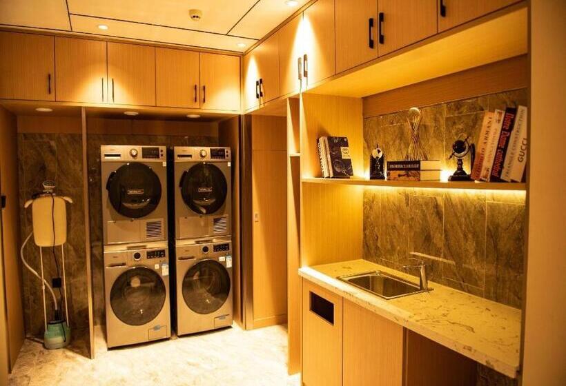 Starway Hotel Lanzhou West Passenger Station North Square