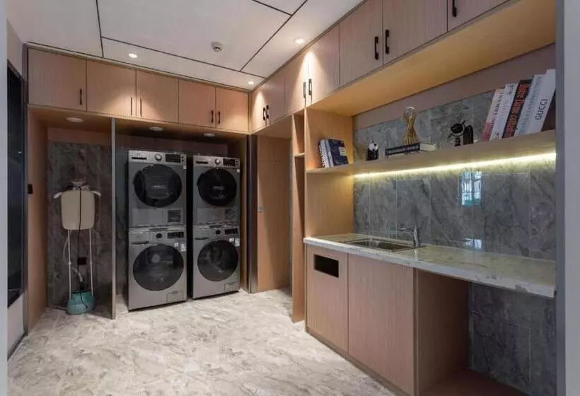 Starway Hotel Lanzhou West Passenger Station North Square