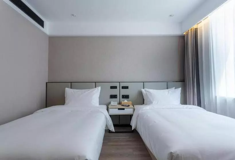 Starway Hotel Lanzhou West Passenger Station North Square