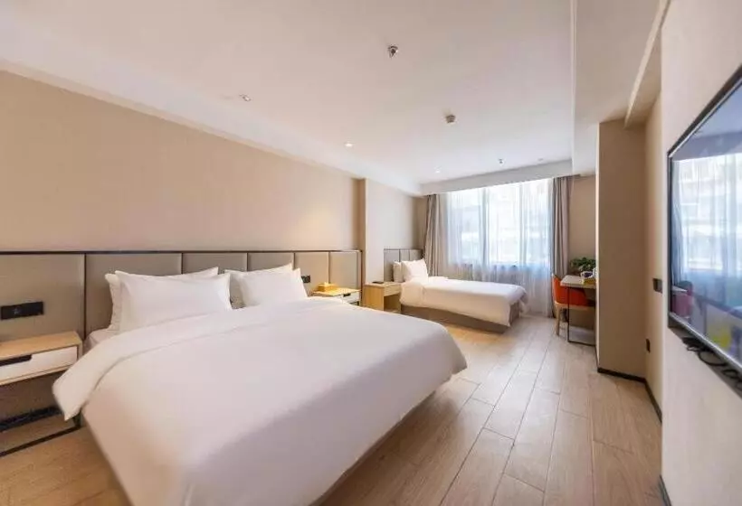 Starway Hotel Lanzhou West Passenger Station North Square