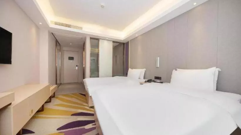 Starway Hotel Nanjing Jiaoyuan Metro Station