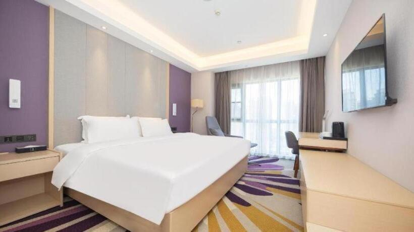 Starway Hotel Nanjing Jiaoyuan Metro Station