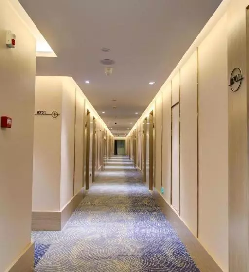 Starway Hotel Zhengzhou Xingyang New Area