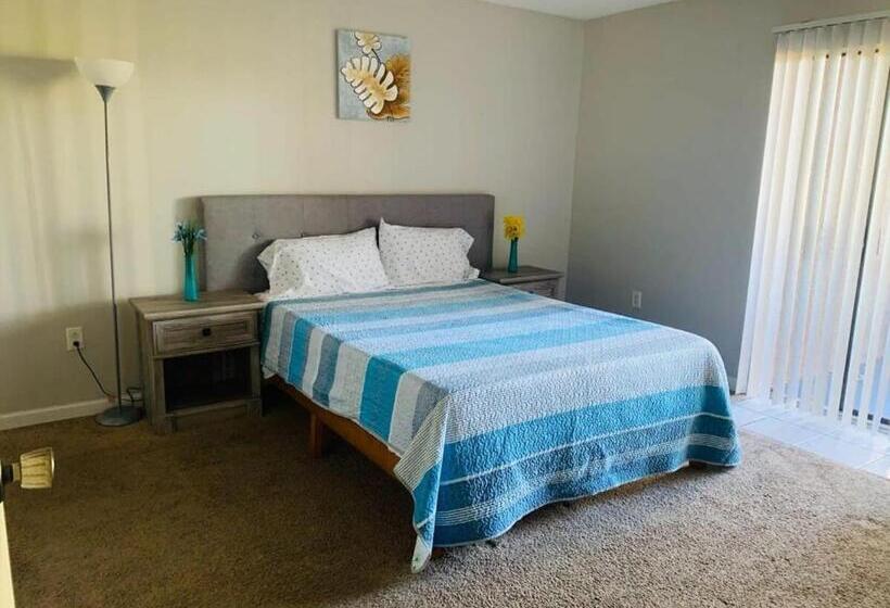 فندق صغير Cozy 2 Bedroom Getaway In East Ridge, Chattanooga