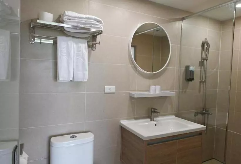 هاستل 鴻瑞輕旅 中華館