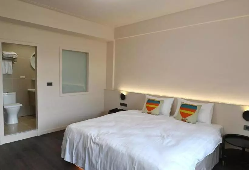 هاستل 鴻瑞輕旅 中華館