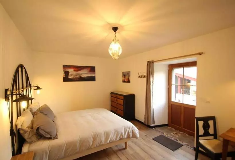ベッドアンドブレックファースト Chambres D Hôtes Oihanetxeberria
