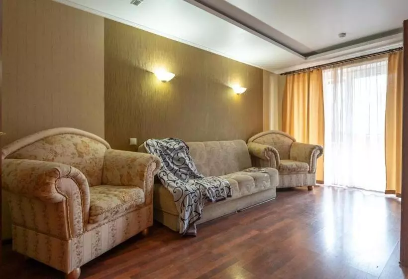 ホテル готель моряк