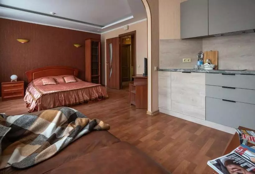 ホテル готель моряк