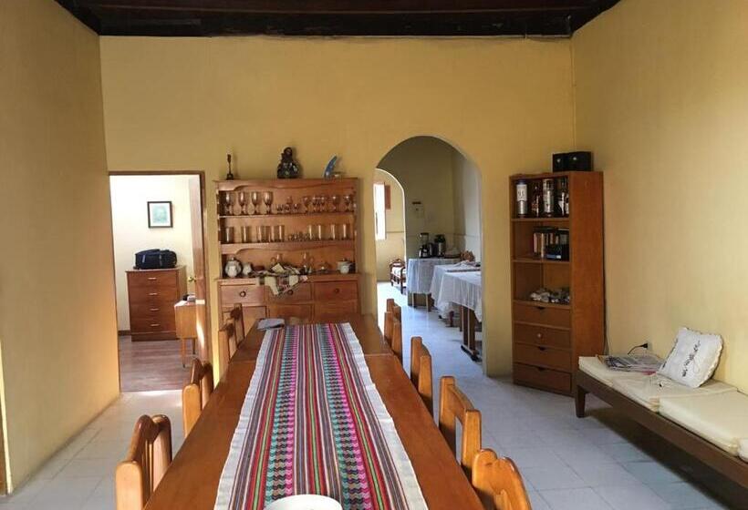 هتل La Casa De Isidora