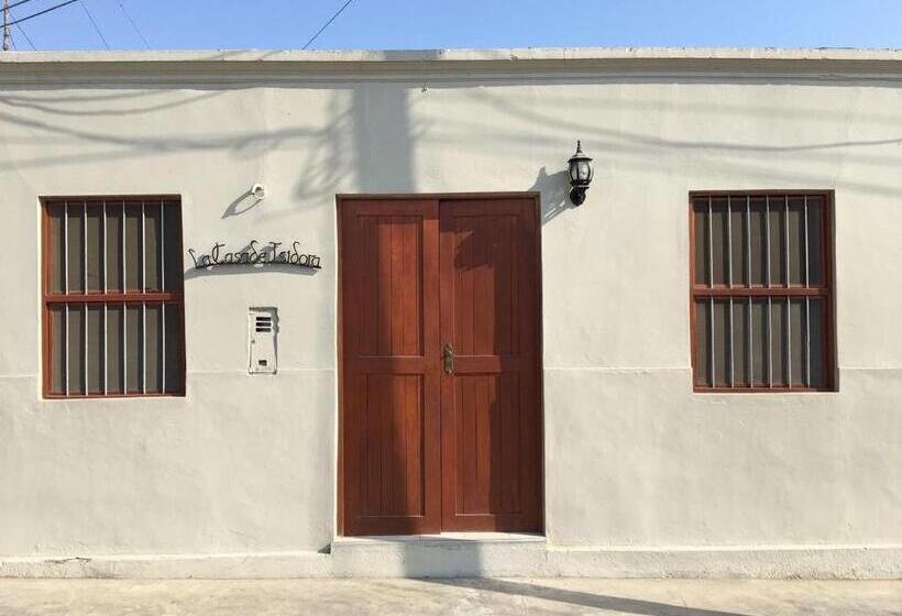 هتل La Casa De Isidora