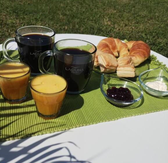 ホテル Laguna Suites