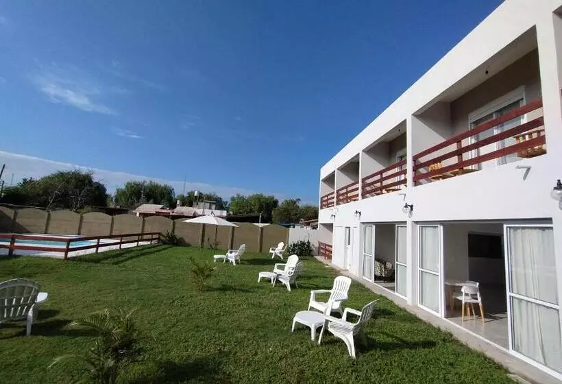 ホテル Laguna Suites