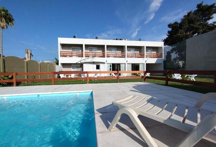 ホテル Laguna Suites