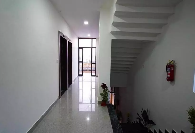 ホテル Mahakal Palace