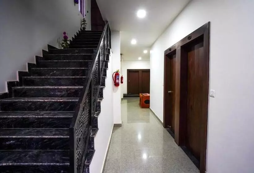 ホテル Mahakal Palace