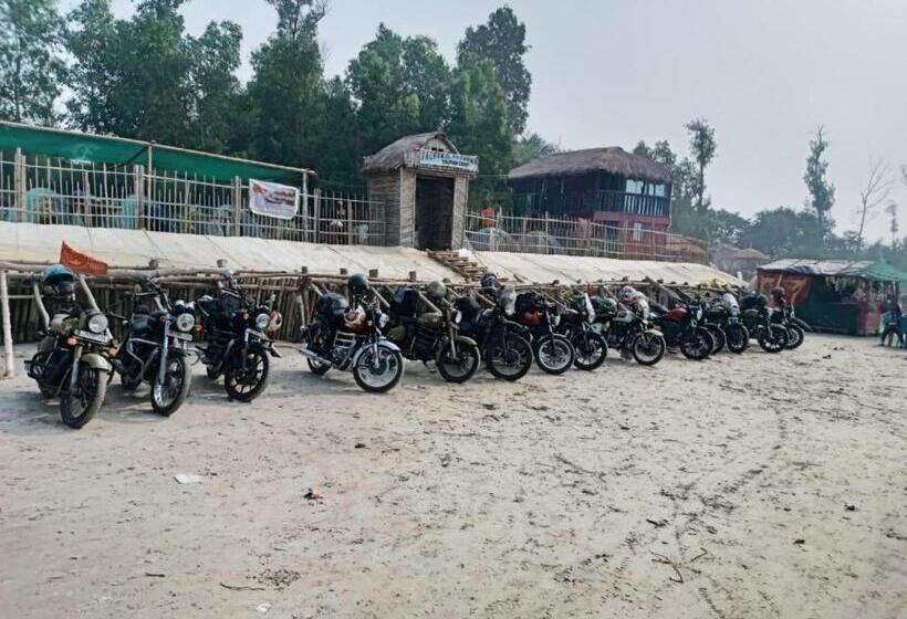 Hotelli Mousuni The Dolphin Camp