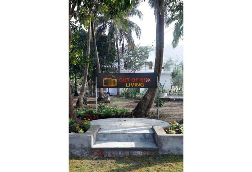 Hotel Out Of Box Living Kashid,murud