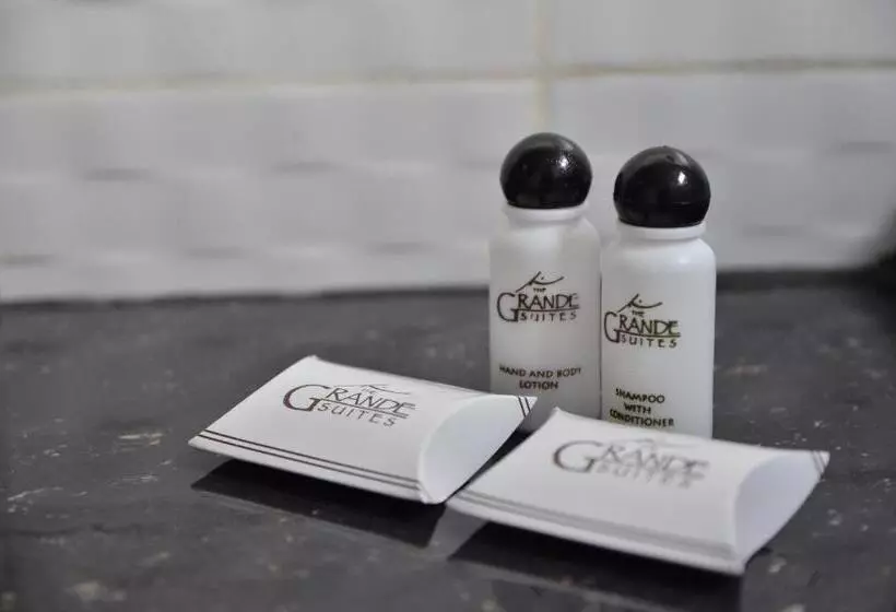 Hotelli The Grande Suites