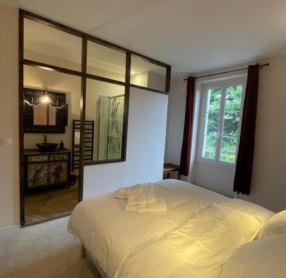 La Maison Voyage Bed And Breakfast