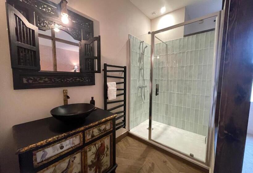 La Maison Voyage Bed And Breakfast