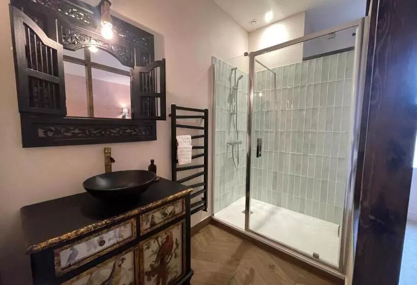 La Maison Voyage Bed And Breakfast