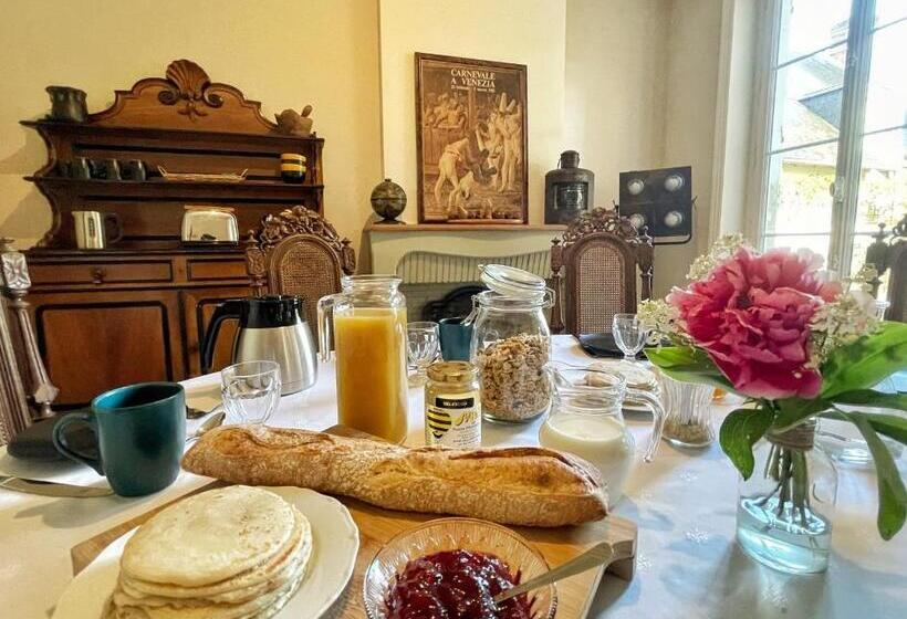 La Maison Voyage Bed And Breakfast