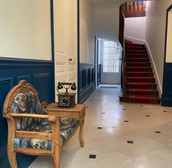 La Maison Voyage Bed And Breakfast