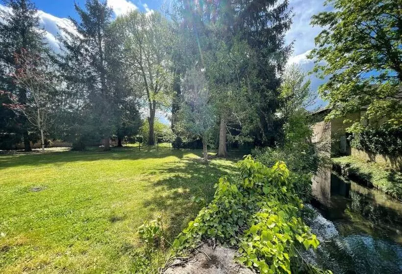 La Maison Voyage Bed And Breakfast