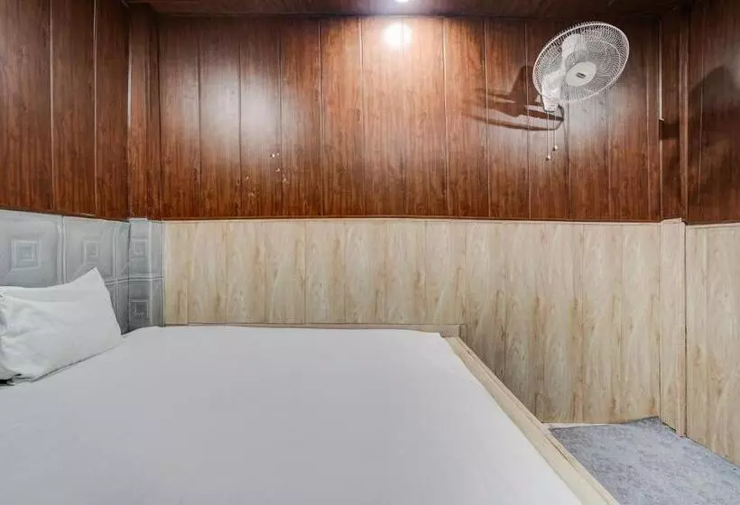 Oyo Hotel Aryawart Galaxy