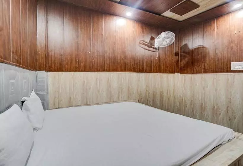 Oyo Hotel Aryawart Galaxy