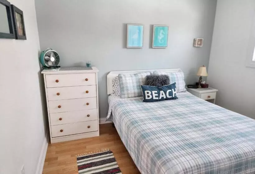 Majatalo Beach Trees Cottages