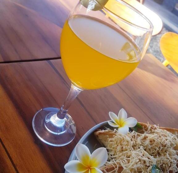 Phoenix Bed And Breakfast 9