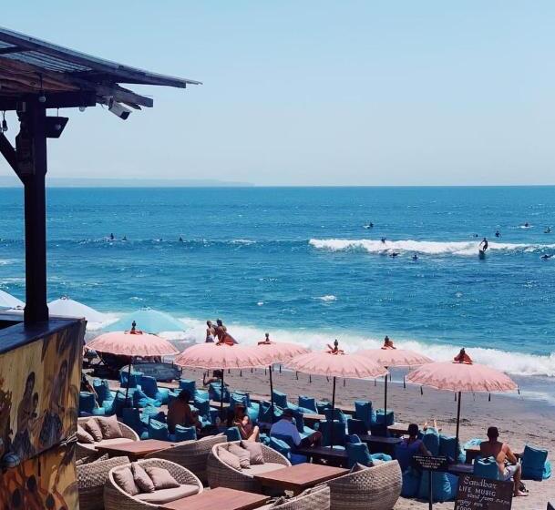 Phoenix Bed And Breakfast 9