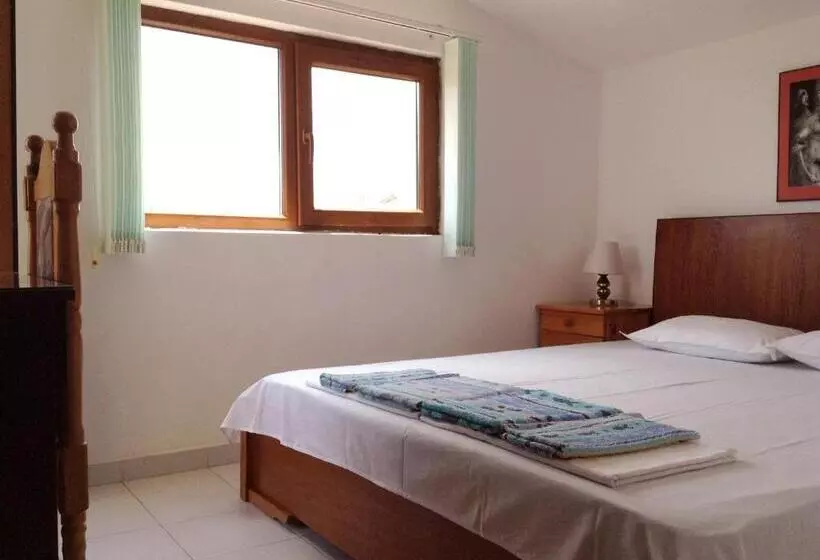 Majatalo Guest House Yavorov