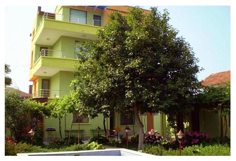 Пансион Guest House Yavorov